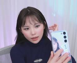 80년대 화장을 한 우정잉 - 악플달면 쩌리쩌려버려 - ＊여성시대＊ 차분한 20대들의 알흠다운 공간