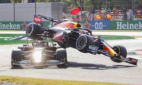 As both hamilton and verstappen fought for position midway through the race, their cars came together in a move that could have seriously injured hamilton. Voeqwdtnt6ugkm