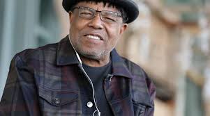 Unul dintre frații lui Michael Jackson s-a stins din viață. Acesta a murit  în timp ce se afla la volan