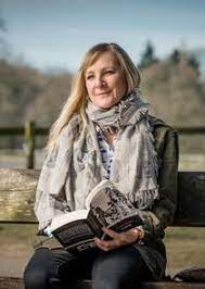 Nel 2016 debutta la serie televisiva paranoid, di genere poliziesco e coprodotta da germania e in questa, compare nel cast anche l'attrice inglese lesley sharp. Paranoid Tvmaze