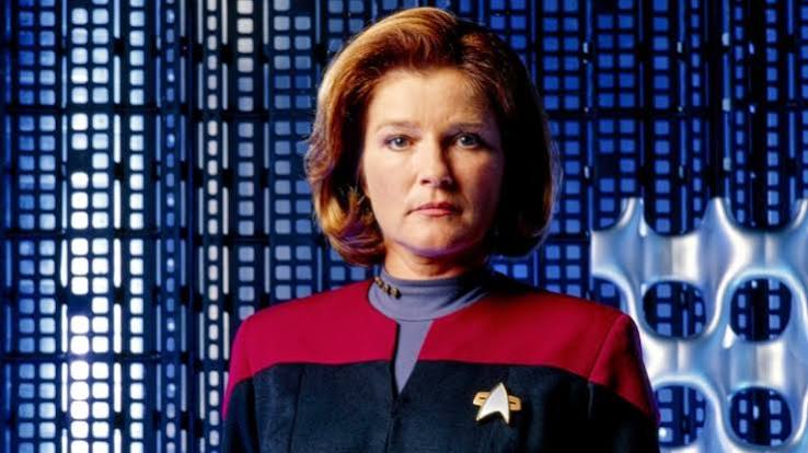The Star Trek: Voyager Sequel You've Always Wanted Already Exists | Den of  Geek