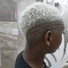 Pixie is the choice of forever young and stylish ladies. 33 Cute Easy Short Back To School Hairstyles In 2020
