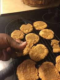 Peanut Butter And Brown Sugar Cookies Cooked Diabetic Desserts Sugar Cookies Desserts
