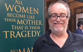 O jornalismo está vivíssimo. Quem está em apuros são as grandes empresas  jornalísticas”