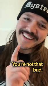 🎤 Dominik Mysterio… jaloux de mes chicken tenders avec sauce ranch 😏🍗  T’inquiète Dom…