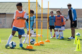 Kipsta Futbol Soccer Training Kids Soccer Training Soccer Drills For Kids Soccer Drills