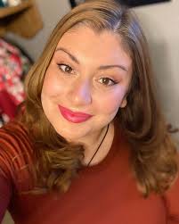 Be that girl that wakes up with purpose and intent. Be that girl that shows  up and NEVER gives up. Be that girl that believes anything is possible and  is willing to