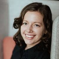 Melanie Stam's Instagram, Twitter & Facebook