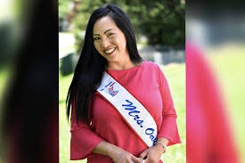 Footage shows a white officer, derek chauvin. Wife Of Cop In George Floyd S Death Once Wrote A Bad Check