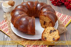 Meno calorico dello zucchero e più ricco di sostanze nutritive, il miele è un prodotto ottimo sia per il gusto che per la salute. Torta Al Miele E Yogurt