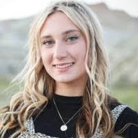 Callie Steele's Instagram, Twitter & Facebook