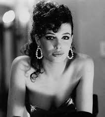 It ran for five seasons and 88 episodes, coming to an end in april 1997. Film Review Weird Science 1985 Hnn