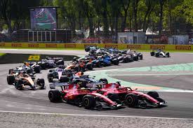 F1 | Leclerc sul corpo a corpo con Hamilton: 