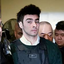 La justice condamne un gobeur de poissons rouges