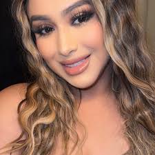 On Sundays in Fall, we wear PINK! 💕 #Skechers #boots #thinkpink