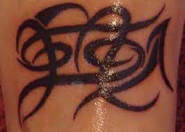 Getting This Tat On My Pelvic Area It S My Sign Cancer And His Sign Scorpio Tattoos Scorpio Tattoo Cancer Tattoos