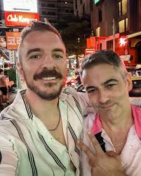 Christopher Lowder (@getlowdernow) • Instagram photos and videos