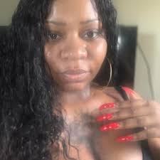 Is it wrong for Shug to favor her child with Finesse2Tymes over her other  kids?