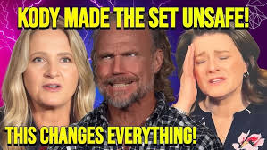 OutDaughtered Fans Divided Over Kids Wearing Makeup at 8: 'Disappointed'  vs. 'Adorable'