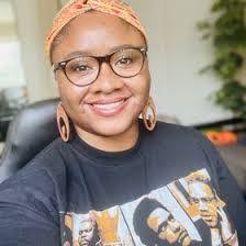 Kristy Calvert's Instagram, Twitter & Facebook