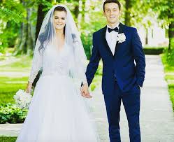 Jelena ostapenko shows boyfriend arturs karasausks to the world (april 2020). Agnieszka Radwanska Gets Married With Tennis Pals On Hand