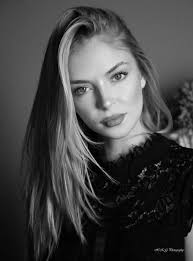 The beauty of BLACK and WHITE⚫⚪⚫