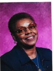 Elizabeth Crenshaw's Instagram, Twitter & Facebook