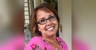 Allison Uhl's Instagram, Twitter & Facebook