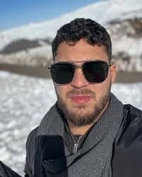 Alejandro Padron's Instagram, Twitter & Facebook