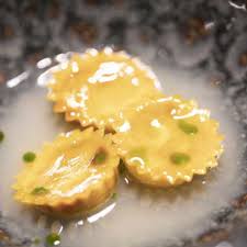 Accendete il fuoco e a freddo disponetevi il capretto a pezzi rigirandolo ben bene. Pasqua A Casa 6 Menu Delivery A Brescia E In Franciacorta Mangiaebevi