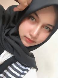 50 ide Rafaela Seraphic Selfie teratas di 2025