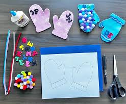 ‪DIY Felt Mittens Craft for the Winter Season - Printable Templates - S&S  Blog‬‏