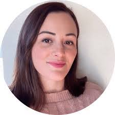 Claire Bell's Instagram, Twitter & Facebook