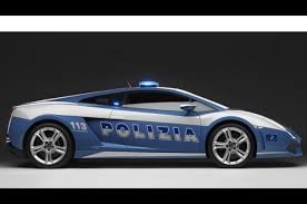 İtalya'da i̇kinci el araba fiyatları: Dunyanin En Hizli Polis Arabalari