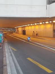 The principality is home to 38,682 residents, of. Tunel Formula 1 Monako Bild Von Monaco Europa Tripadvisor
