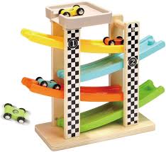 Geschenke Fur Den 1 Geburtstag Die Schonsten Spiele Geschenkideen