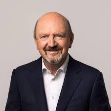 Hugh Walls's Instagram, Twitter & Facebook