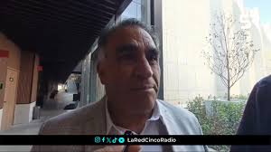 🚍 || El diputado de FxM, Elpidio Díaz Escobar, declaró que los choferes de  transporte público "se me*ten sus*tancias para aguantar; no son de fierro o  de palo". Señaló que enfren*tan jornadas ...