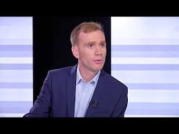 Laurent gerra imitant jack lang : Laurent Gerra Imitant Jack Lang Line A Su Populariser En France La Plume Dans Le Cul Video