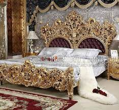 Source Gold Carving Luxury Bedroom Set On M Alibaba Com Luxurybedroomsets Luxury Bedroom Sets Luxurious Bedrooms Fancy Bedroom