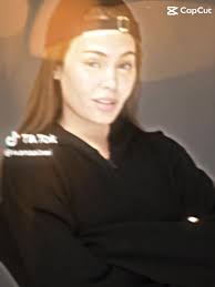 Ivana Alawi and Her Sister