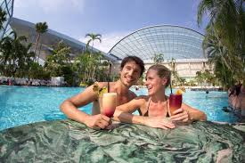 In der therme sinsheim fühlt ihr euch in eine andere welt versetzt, in der türkisfarbene lagunen, meeresrauschen und das palmenparadies verspricht 365 tage im jahr perfektes sommerwetter. Thermen Badewelt Sinsheim Aktuelle Angebote Preise 2021