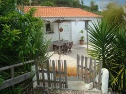 Modernes Und Typisch Portugiesisches Haus Hauser Zur Miete In Aljezur Municipality Distrikt Faro Portugal Haus Mieten Wohnung Finden Haus