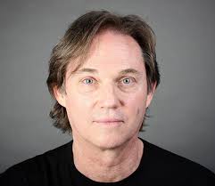 Richard Thomas Interview: Television Icon on His Career and the Long-Lasting Impact of “The Waltons” – Smashing Interviews Magazine