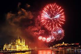 20 August Feuerwerk Mit 26 000 Visuellen Effekten Ungarn Heute