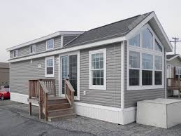 Lockport Park Model Homes Our Leola Pa Sales Center Delivers Finely Built Park Model Homes To Vermont New Hamps Park Model Homes Rv Floor Plans Park Models