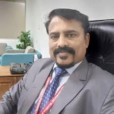 കേരളപ്പിറവി ആശംസകളോടെ, യാത്രകൾക്ക് കേരളത്തിന്റെ തൂവൽ സ്പർശം!