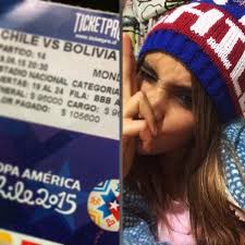 El combinado que entrena martín lasarte recibe a bolivia este martes, en san carlos de apoquindo, con el objetivo de sumar una victoria que le permita meterse de lleno en los puestos de clasificación para. Pin De Nch En Chilenos Chileans 3 Chile Vs Bolivia Camisetas Chilena