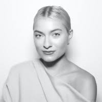 400+ "Reade" profiles