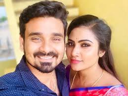 Pandian Stores Myna Nandhini To Make Her Tv Comeback With Hubby Yogeshwaram Post Sabbatical Times Of India Op has already done this step. pandian stores myna nandhini to make